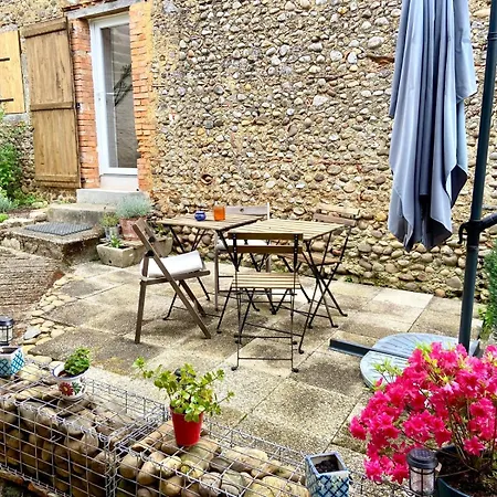 D'hote Les Papillons - Chez Gilles Et Myriam Bed & Breakfast